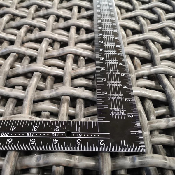 square-woven-wire-mesh-(14)