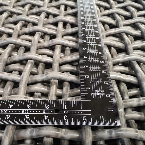 Crimped wire mesh